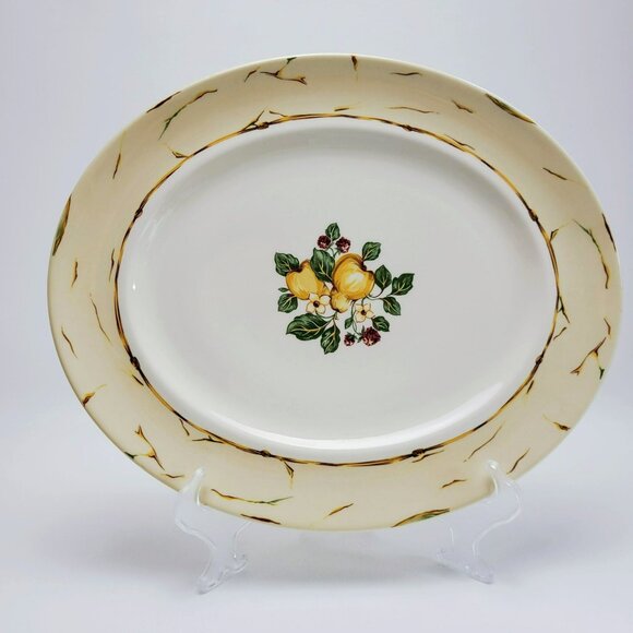 Wedgwood Amway Pears & Berries 14" Oval Serving Platter Beige Fruit & Floral - Picture 2 of 7